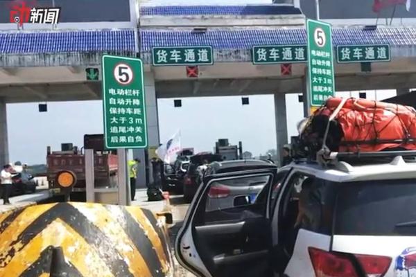 思科ai订?单激{增}超20亿美元，2026财年指引“中规中矩” | 财报见闻